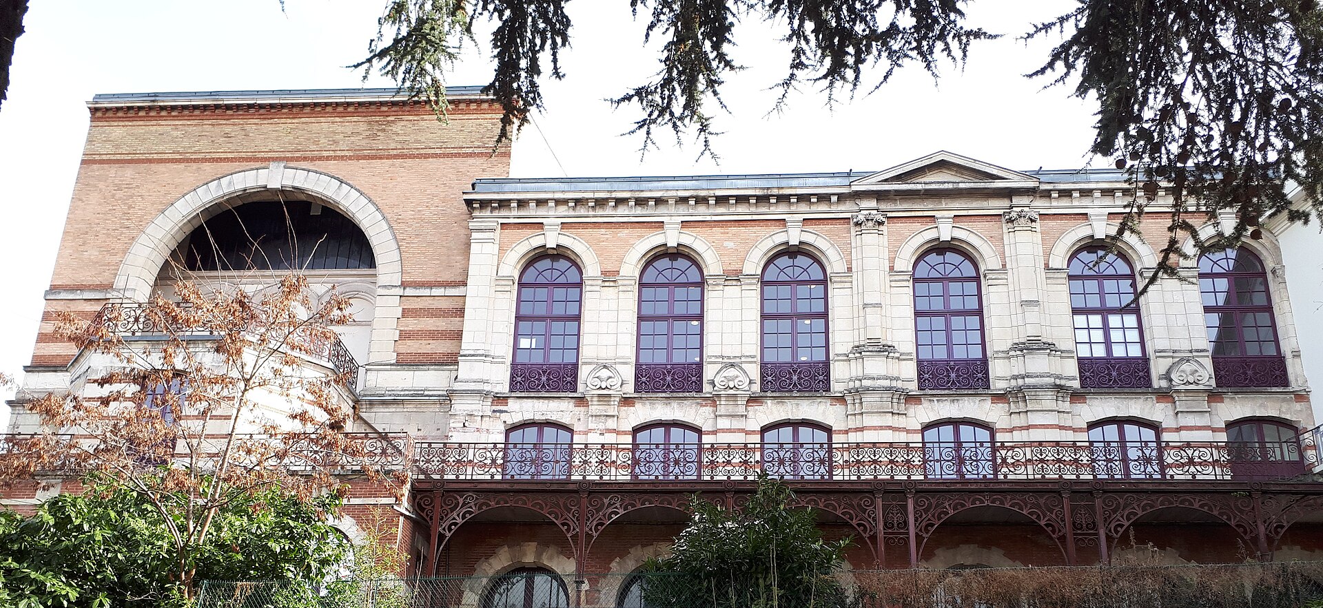 Casino / théâtre de Royat — extérieur